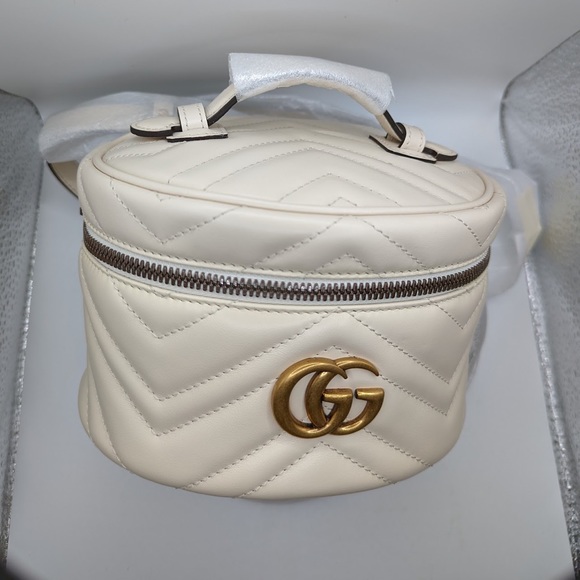 Gucci Marmont Matelasse Mini Backpack Brand New Authentic - Picture 2 of 8